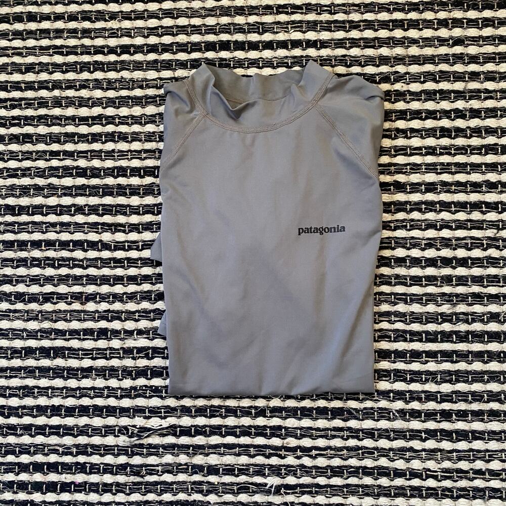 🌿Patagonia Mens Short Sleeve Gray Lightweight Shirt L